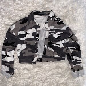 Camo crop jacket